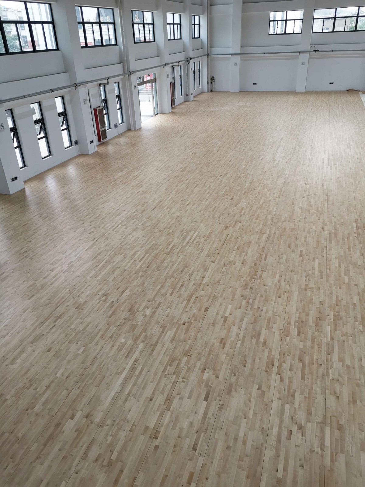 室内排球场木地板--东莞市立美体育设施有限公司
